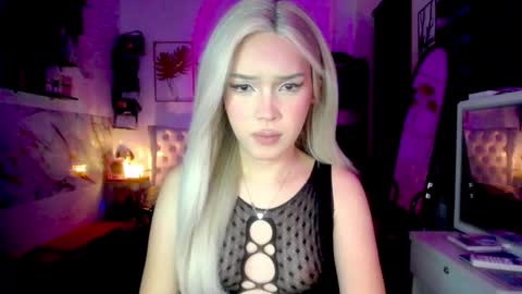 Snapshot of valeria_nikia chatting on September 28, 11:30 am VALERIA online show from September 28, 11:30 am