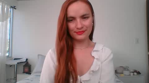 valeriafrannco online show from May 26, 9:43 pm