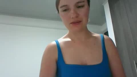 valeriafrannco online show from March 2, 4:39 am