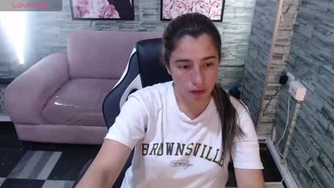 valerie_b online show from February 7, 9:47 am