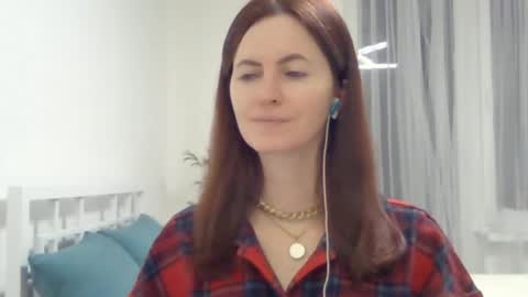 Snapshot of valerie_rose777 chatting on January 12, 7:31 pm valerie_rose777 online show from January 12, 7:31 pm