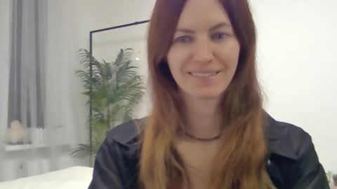 valerie_rose777 online show from December 16, 8:59 pm