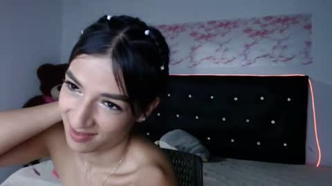 Vale online show from April 28, 2:27 am