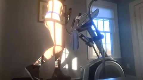 Snapshot of valeriusvitus99 chatting on January 10, 8:37 pm athletic ass muscles underwear smooth cock online show from January 10, 8:37 pm
