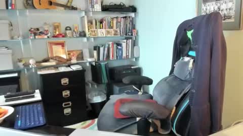 Snapshot of valeriusvitus99 chatting on October 20, 4:01 pm athletic ass muscles underwear smooth cock online show from October 20, 4:01 pm