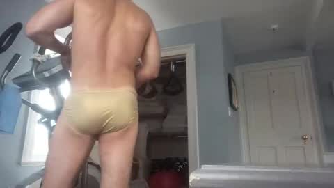 Snapshot of valeriusvitus99 chatting on January 13, 3:36 pm athletic ass muscles underwear smooth cock online show from January 13, 3:36 pm