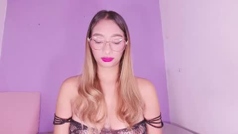 Valeryn online show from November 13, 3:31 am