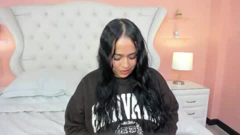 valery_mariee online show from June 19, 12:16 am