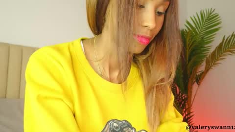 Valery swan1 online show from February 19, 4:44 am