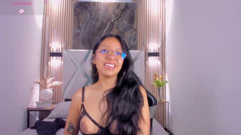 Val online show from April 11, 11:47 am