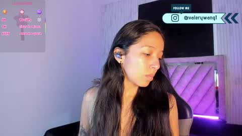 Val online show from February 3, 12:09 pm