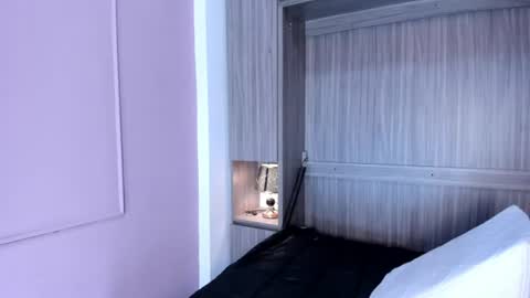 valerymeyerr online show from June 27, 12:22 pm