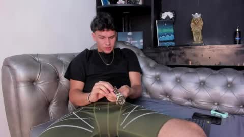 Valentino online show from April 21, 8:27 pm