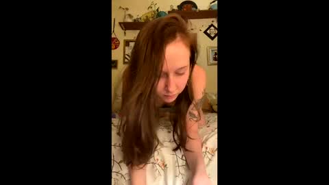 valkyrie_please online show from January 15, 1:14 am