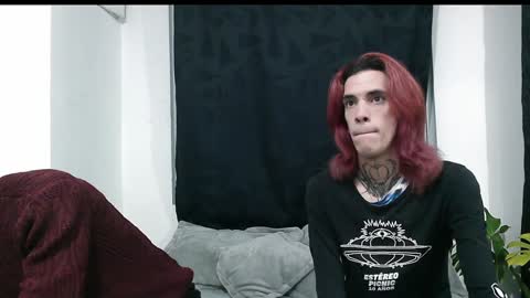 Vamp Noah and Dan online show from December 4, 2:58 am