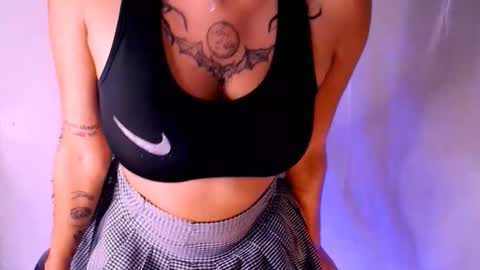 vampirita301 online show from October 15, 9:21 am