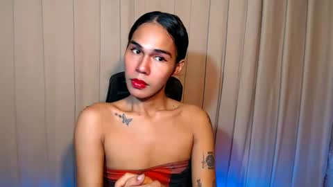 vampy_ebony_laxine online show from June 8, 5:25 pm