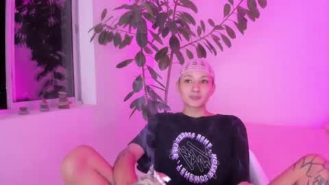 Babi Alu online show from July 2, 3:23 am