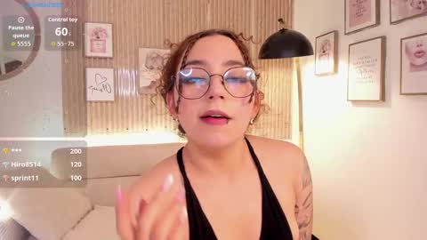 vane_vixen online show from September 28, 2:31 am