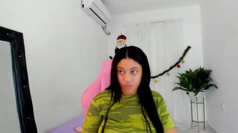 vanelope_smith online show from November 30, 2:07 am