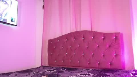 vanesa333 online show from August 9, 3:34 am