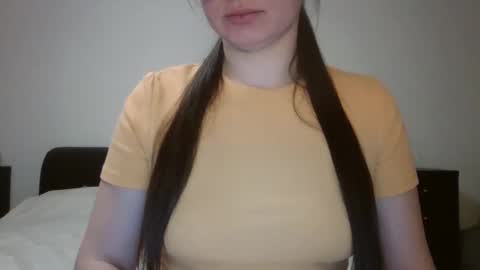 VanesaJewel online show from March 5, 5:50 pm