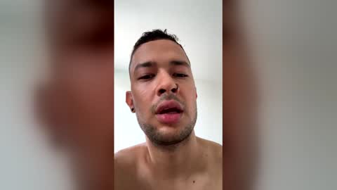 vanesayandres online show from January 12, 1:18 pm