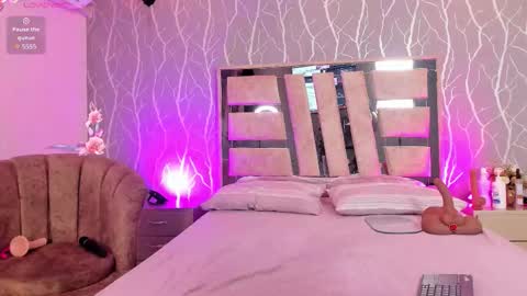    online show from March 14, 1:59 pm