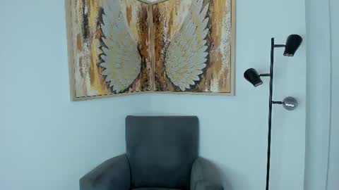 vanessa_wild1 online show from July 13, 6:55 pm