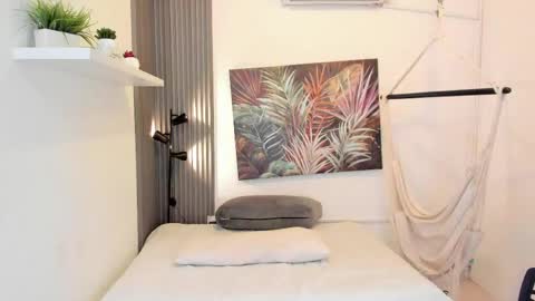 vanessa_wild1 online show from May 30, 9:24 pm