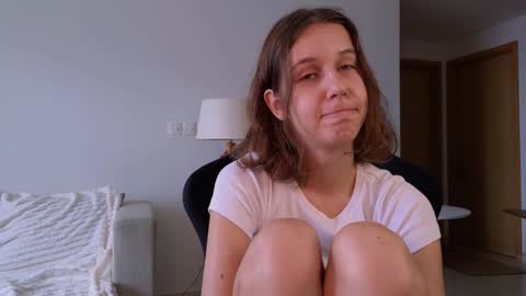 vanessa online show from December 20, 6:19 am