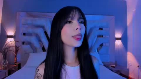 vanessaduval online show from January 14, 3:58 am