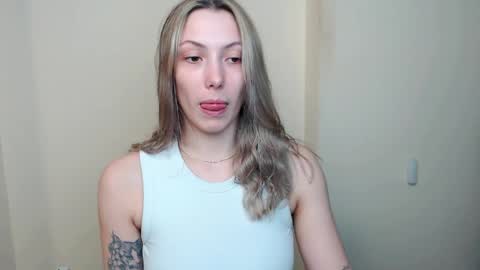 Vanessa online show from April 8, 4:43 pm