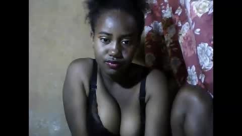 vaniah321 online show from December 16, 6:53 am