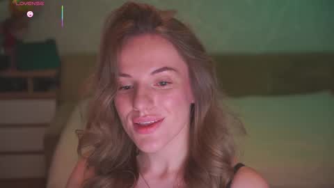 Sophie online show from November 24, 8:40 pm