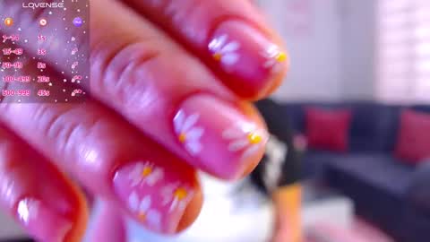 Snapshot of vannessa_shy chatting on January 24, 10:30 pm Vanesa online show from January 24, 10:30 pm