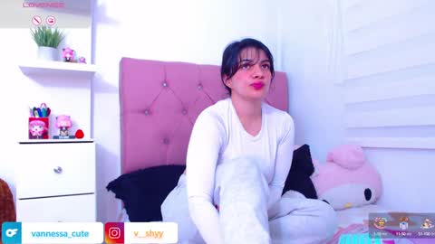 Snapshot of vannessa_shy chatting on September 12, 12:23 am Vanesa online show from September 12, 12:23 am