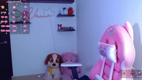 Snapshot of vannessa_shy chatting on February 19, 12:57 am Vanesa online show from February 19, 12:57 am