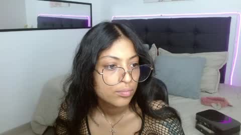 vane online show from April 18, 7:07 pm