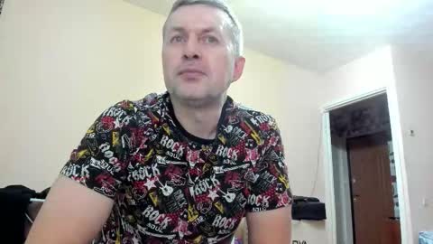 Snapshot of vano_822 chatting on September 25, 7:43 pm vano_822 online show from September 25, 7:43 pm