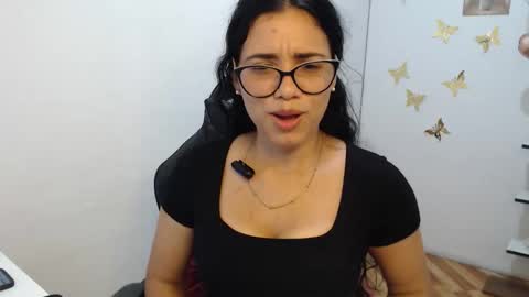 vanyxxxx online show from May 19, 12:28 am