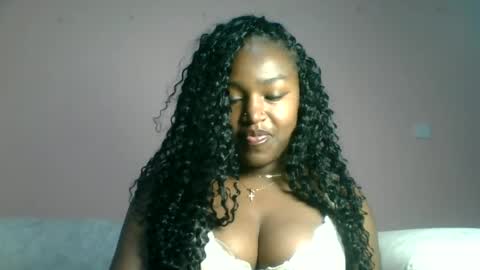 vee_quest online show from June 15, 7:50 pm