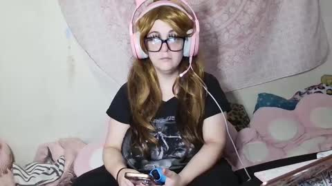 Veronica Lehane online show from October 7, 12:45 pm