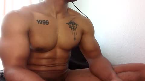 Vegas Love online show from December 13, 7:53 pm