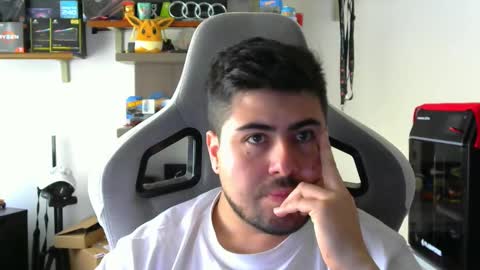 Charles online show from December 2, 3:43 pm