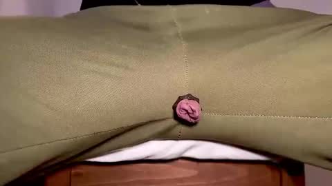 veiny_thing online show from December 18, 1:34 am