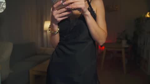 Try to unlock online show from May 22, 8:59 pm