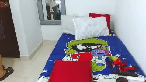 velk_hot1 online show from November 23, 10:08 pm