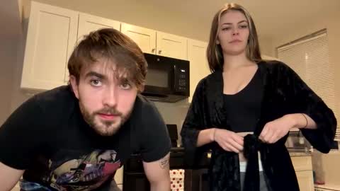 velmaxshaggy online show from March 9, 3:11 am