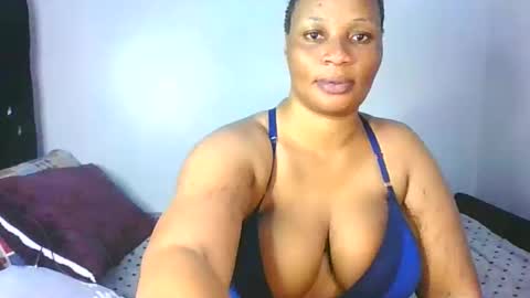 velour_eclipse online show from November 1, 8:08 pm